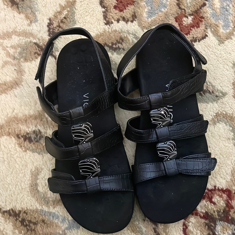 Womens Vionic Amber Black sandals size 7